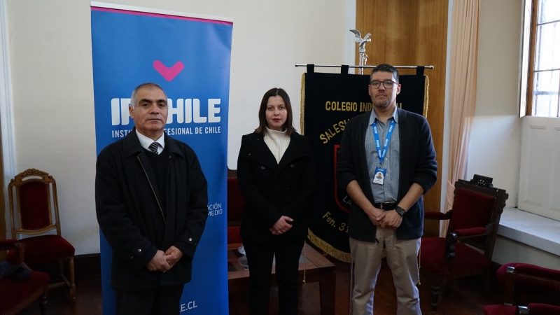 Salesianos La Serena firma convenio de alternancia formativa con IPChile