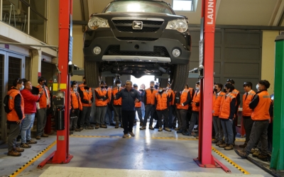 Estudiantes de Cuarto Medio especialidad Mecánica Automotriz visitaron el CFT IP INACAP