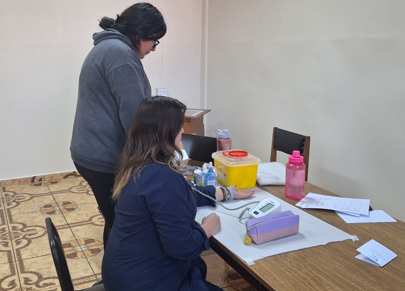 Maestros se realizan Exámenes de Medicina Preventiva (EMPA)